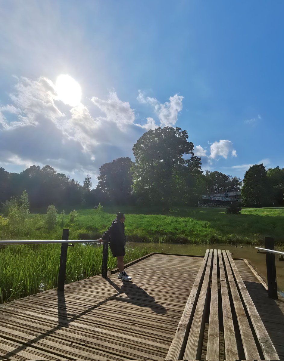 SenpaiTeeZee's tweet photo. 📍 Tunbridge Wells Park, 🇬🇧 https://t.co/WPxN8OsK7z