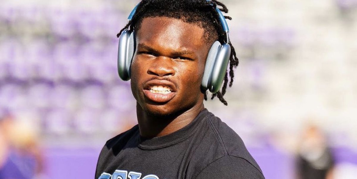 Travis Hunter said after today’s game that he wasn’t even tired and that he was “ready” to go back in.

Hunter played over 110 TOTAL snaps in 100-degree heat.

For reference, an NFL game averages about 153 snaps.

On offense, Hunter had 11 receptions, for 119 receiving yards (2nd