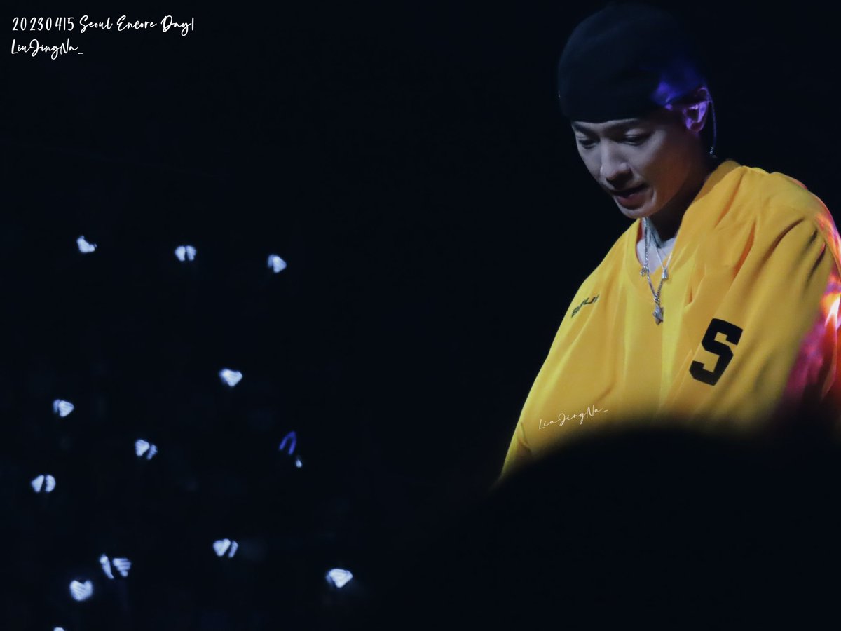 ENFP6jenniferL's tweet photo. 20230415 SS9 Seoul Encore

@donghae861015 蓝海里的豆海📸

🚫禁抹水印，禁二改二传🚫

#슈퍼주니어 #SUPERJUNIOR #leedonghae #李东海 ＃이동해 
 #SS9encore #Ss9EncoreinSeoul #ss9encoreinseoulDay1 #SS9앙콘 https://t.co/0EWdLSq2Id