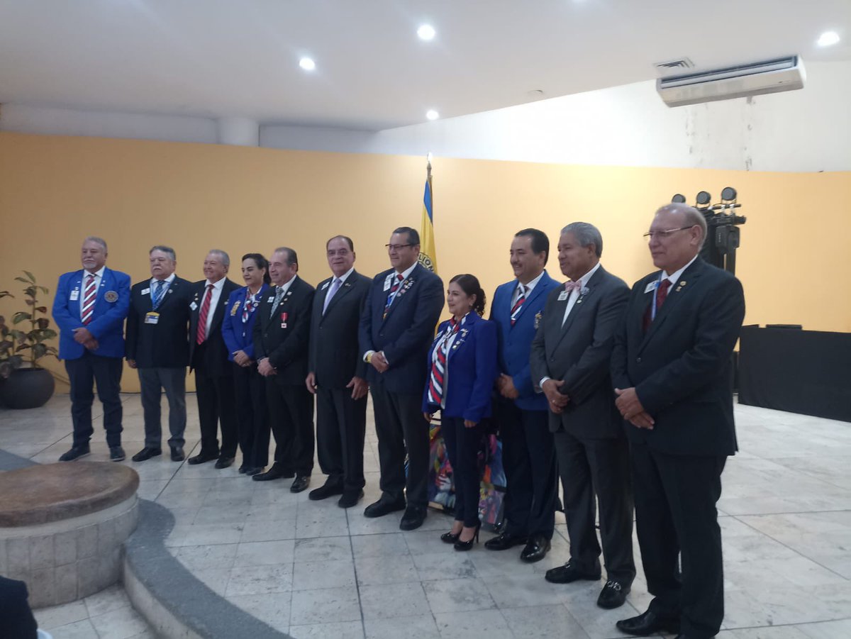 dmb_lcif's tweet photo. Con gran éxito se llevó a cabo el desayuno Amigos Melvin Jones de @lionsclubs donde se rifaron varios premios entre ellos 1000usd para la fundación 
#LCIFLions
#NosotrosServimos https://t.co/HCWB4gsHsc