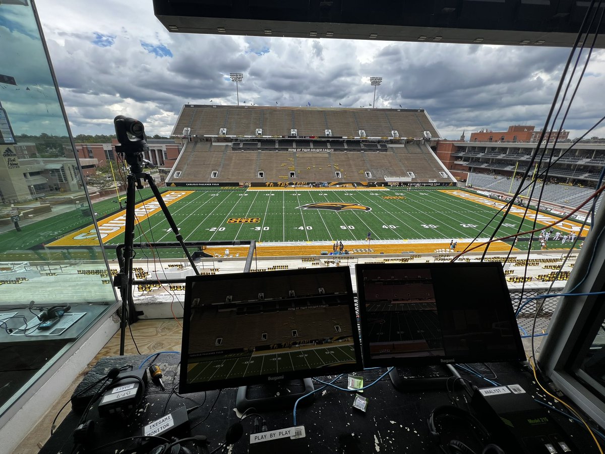 ThejbakerERA's tweet photo. Hello Gorgeous…@SouthernMissFB 😍 #BoothViews 
📍M.M. Roberts Stadium https://t.co/uMSwXEmVNd