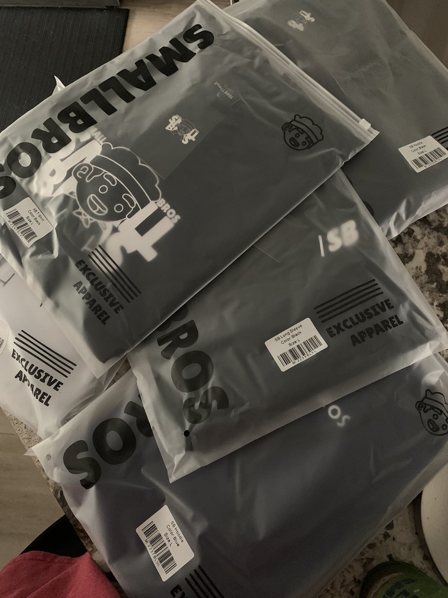 PericulumTaker's tweet photo. @SmallBrosNFT for the win! Got my merch today yall 🫡😎 https://t.co/VkNlC0IdkG