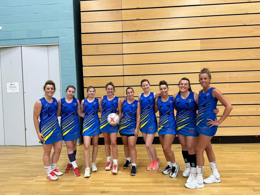CazJMMcCann's tweet photo. Thanks for the fab pre season netball tournament today 😍 @WorcsNetball 👏🏽💫 @midrangenetball 💙 https://t.co/FGQjXx2kEj