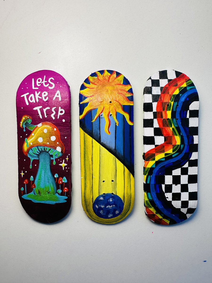 moan_ayye's tweet photo. I painted some miniature skateboards for a tech deck festival at the end of the month 😁😁 https://t.co/5uKthRxnLT