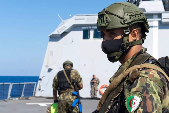 يجب أن يفهمها العالم #الجزائر_خط_أحمر