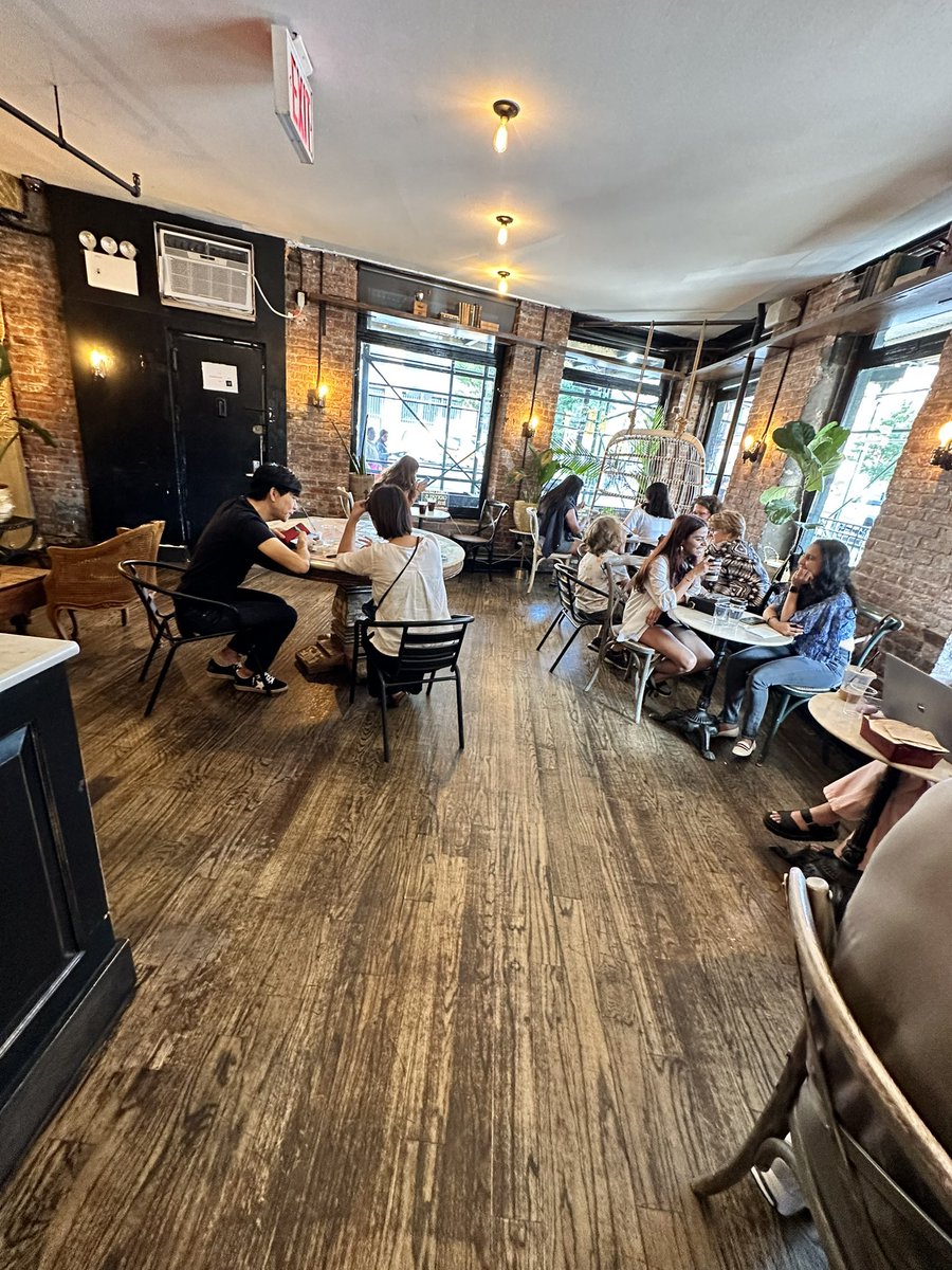 Hey <a href="/stoolpresidente/">Dave Portnoy</a> at the coffee shop where it all started in 2016

How long until somebody tells me to be quiet