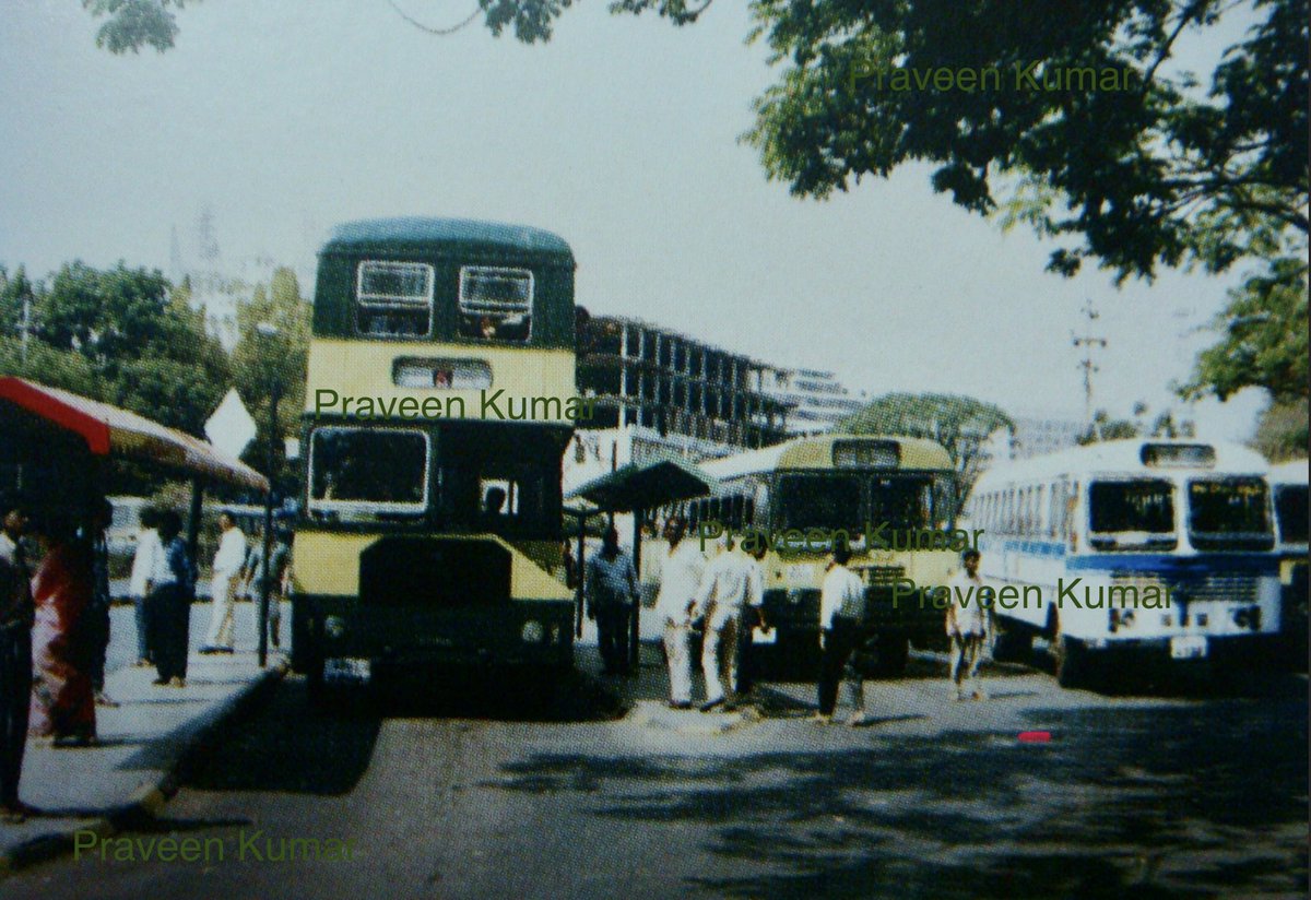 Praveen_Bus's tweet photo. Nostalgic Memories of RTC Busses Double-decker, Rajahamsa luxury service @TSRTCHQ @PROTSRTC @tsrtcmdoffice https://t.co/tqib7jYdtJ