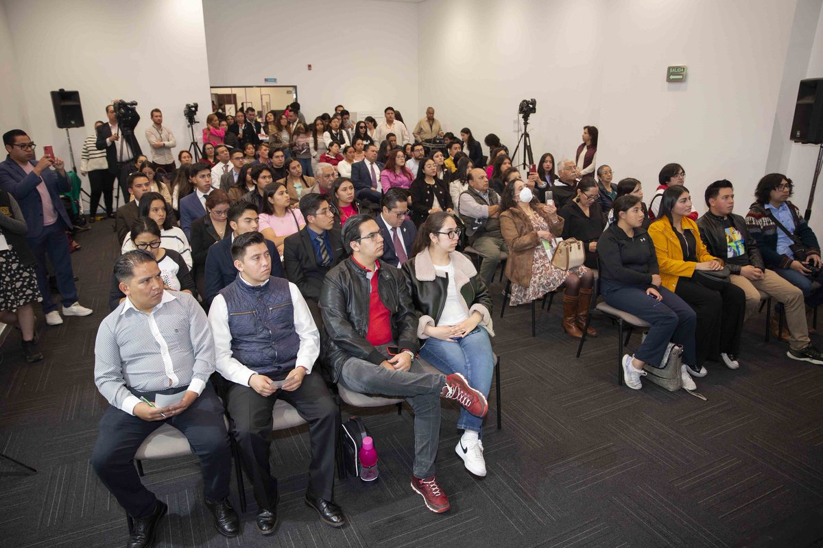 PJEdomex's tweet image. #Comunicado

PJEdomex presentó su colección editorial en Filem

🔳 Las obras existen en versión impresa y de manera gratuita en línea.

Conoce más información ⬇️ ⬇️
pjedomex.gob.mx/vista/noticia/…