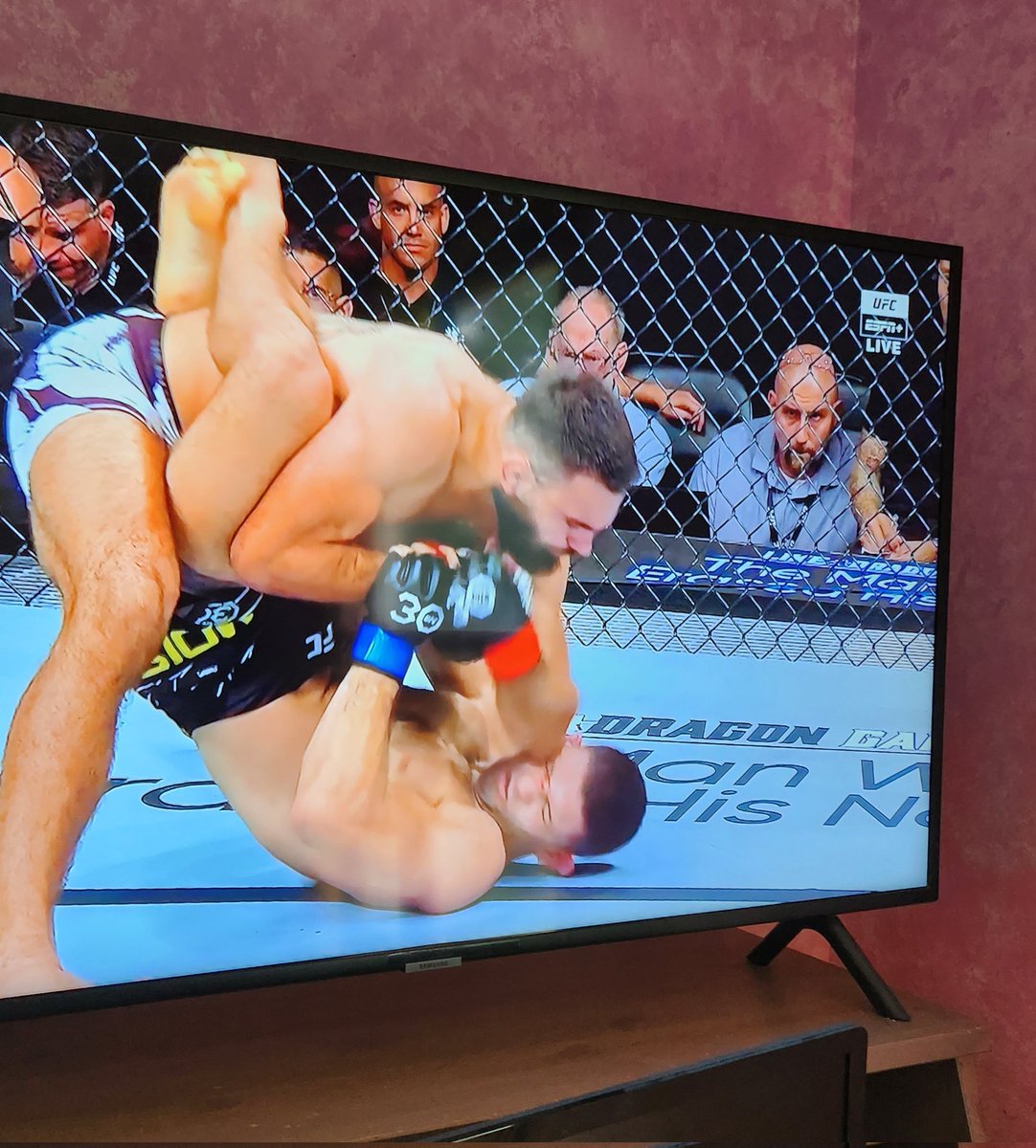 LizakaNinja's tweet photo. Awesome fight. Another win, une autre victoire for @BenoitSt_Denis 
My favorite fighter.  Congratulations https://t.co/2HMDS1bfzs