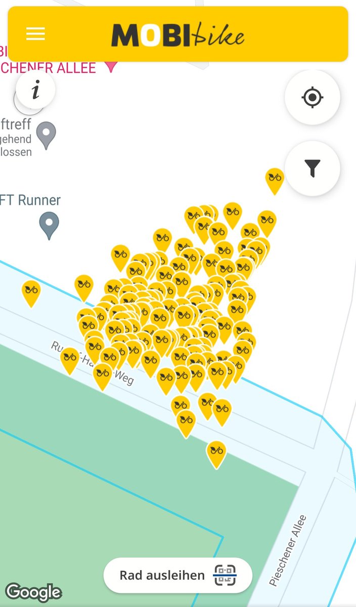 3 1/3-Minuten-Takt bis 2 h nach Konzertende, weil alle anderen ÖV-Optionen 20 bis 30 Gehminuten entfernt sind. Spricht jetzt nicht so für die Anbindung der Messe.