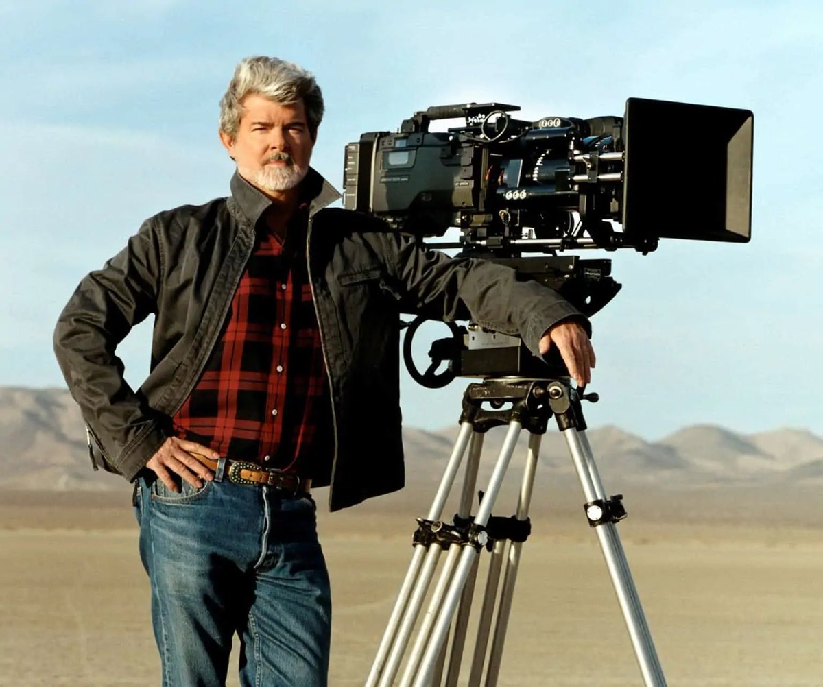 danielduwe's tweet photo. @blauereiter I‘v always believed the trivia that the all-digital camera used to shoot Casshern was this exact unit Lucas posed with for Attack Of The Clones, but it’s been so many years and my mind is so old that I’m not able to coraborate reading this somewhere. https://t.co/f5sQJCJRml