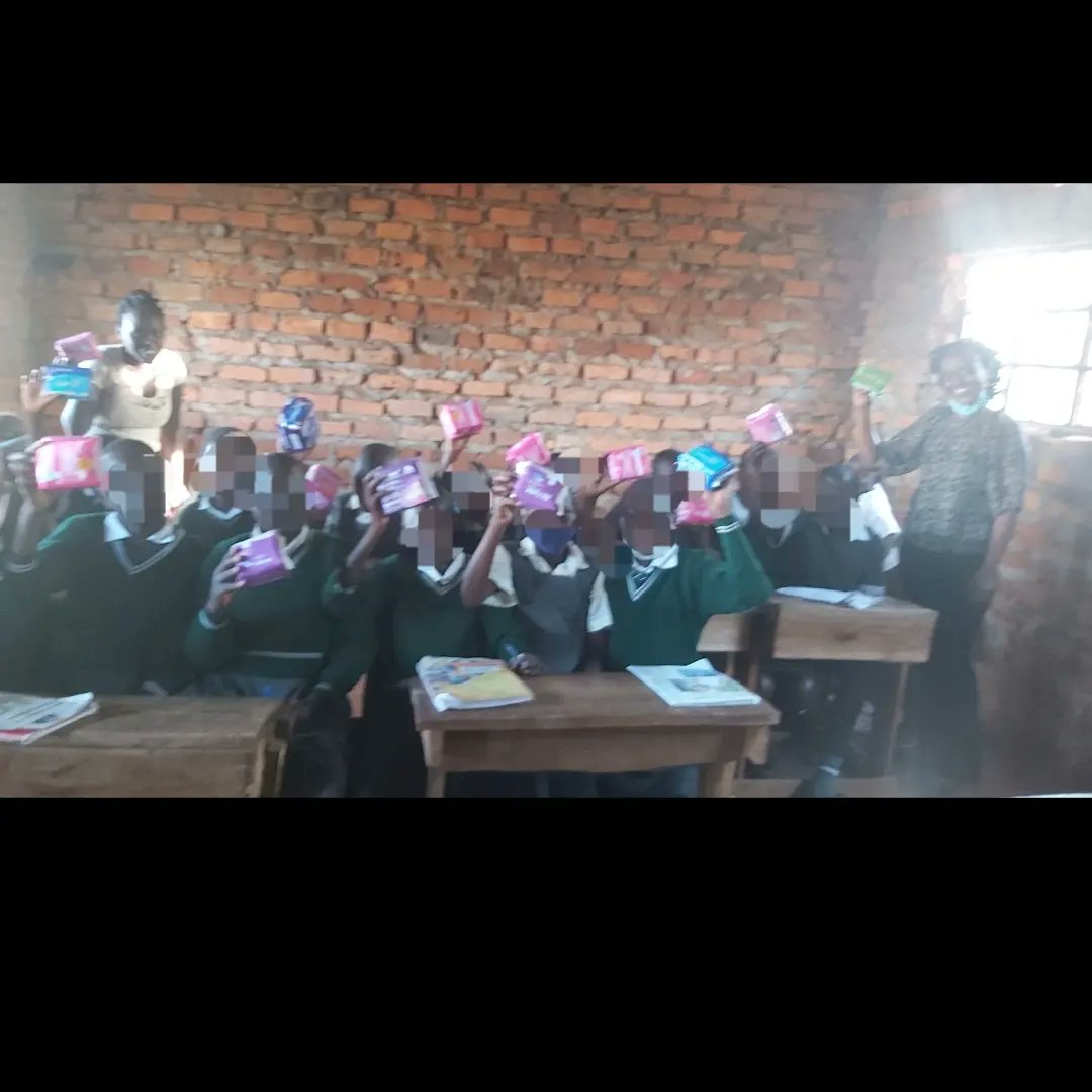 TAG_Initiative's tweet photo. *** Copied (Lucy)
Celebrating two years since I started my work in the community. This is the first school I visited to do SRHR education after doing the sessions in the villages with a bit of challenges here and there
#SRHR
#TAGInitiative
#tagheralong
#nogirlshouldbeleftbehind https://t.co/xaTupc7GeL