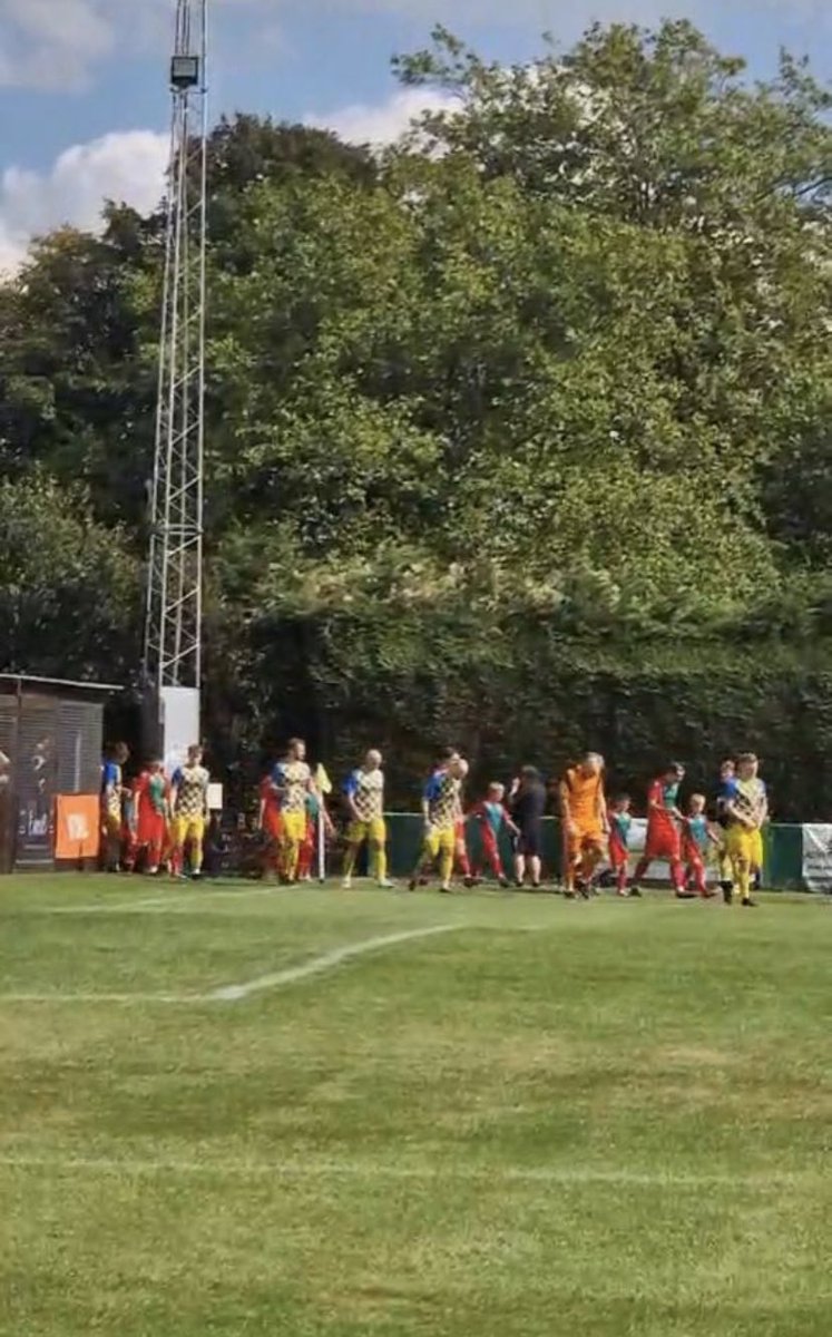 Our U10s had a great day at <a href="/AshUtdFC/">Ash United FC</a>  being mascots and wanted to do it again already! 

From meeting the players to getting free chips from the chairman and the best thing about the day was seeing the smiles on their faces. 

Thank you again <a href="/AshUtdFC/">Ash United FC</a> and will be back soon 🟢🔴