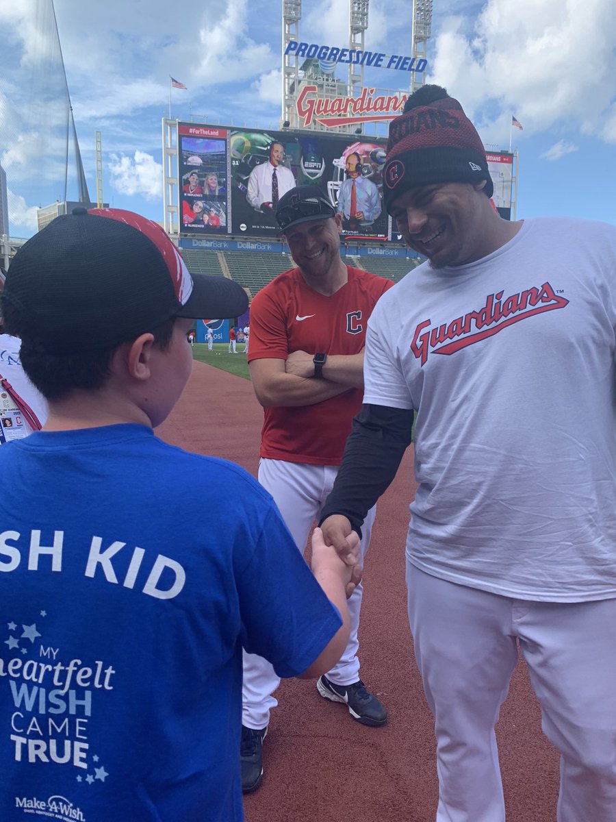 anofzig's tweet photo. Crazy to think it has been a year since Owen’s Make A Wish experience! Crazier to think we got to have another great experience today!! Thanks Guardians for all that you do!!! You know how to make a boy feel special!  @CLEInspires @makeawishohkyin https://t.co/8ZfvSKAV3t