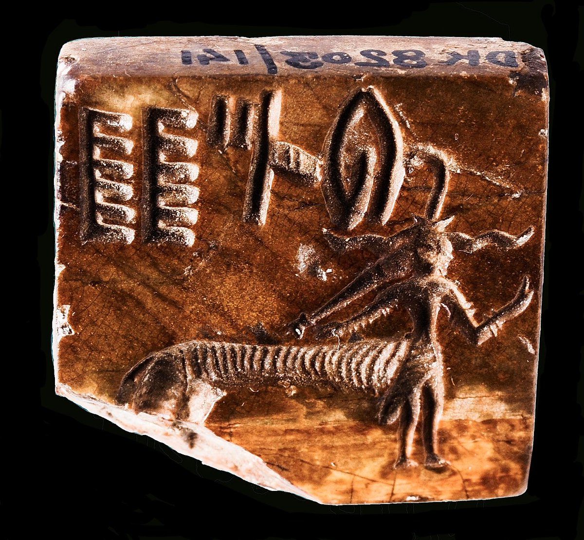 1/n

Presenting IGIGI, lesser Gods of Nibiru.

It has been said repeatedly that no names of a town, a king, a God, or any mythological creature are found in the Indus Script. Well, look no further. The mythical creature - half man half animal lesser Gods of Sumerian mythology,