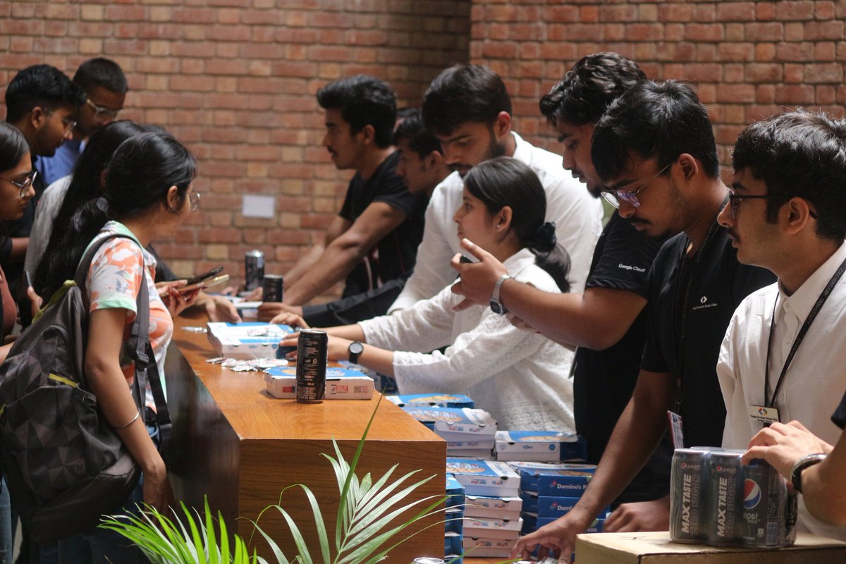 its_akt_'s tweet photo. A day spent well at Keras community day by @gdgchandigarh and @TFUGChandigarh at @Chandigarh_uni.💯
#keras #gdgchandigarh #GDGJalandar #Tsug #d4community https://t.co/9VtOSR16F4