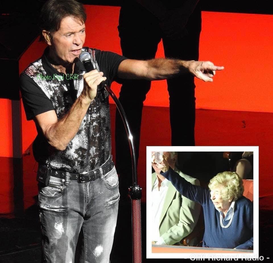 Cliff Richard Radio tweet media