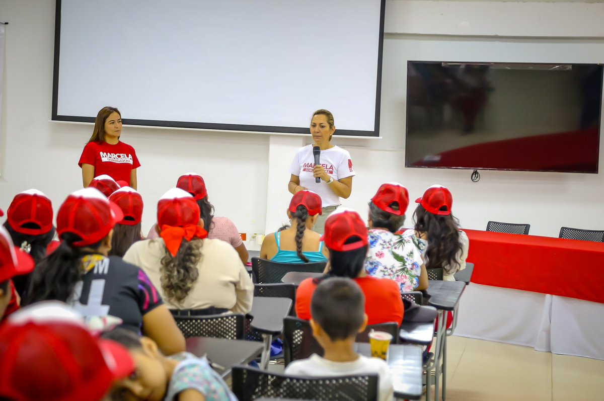 marcela_amayag's tweet photo. Hoy sábado en Puerto López compartiendo nuestras propuestas de trabajo para devolverle a la Ruta del Amanecer Llanero todas las obras y las oportunidades que necesita su gente. 

#ElMetaMereceMás https://t.co/OmwOUoNuwR