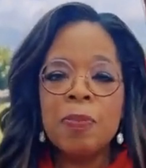 TrumpBender_3's tweet photo. 🙋‍♀️Who else can’t stand the sight of let alone hear the voice of this Bit**!!! What a joke a billionaire asking for donations to a fund she created, where we all know not one Maui citizen will see the likes of any of it! She is as evil 👿 as they come!
#Oprah #Fraud #Evil https://t.co/8fwJlSuxML
