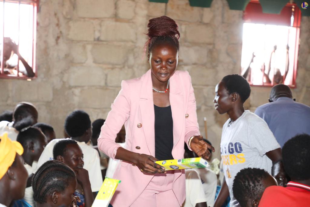 teya_juba's tweet photo. TEYA-Juba Visits Mangalla for Health Education on Menstrual Hygiene &amp; Distribution of Sanitary Towels on 2nd September 2023.
Read more: https://t.co/cws3DWQOvM

#hygiene https://t.co/UJLzuOXMvR