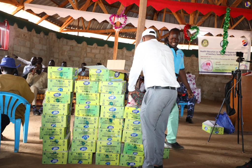teya_juba's tweet photo. TEYA-Juba Visits Mangalla for Health Education on Menstrual Hygiene &amp; Distribution of Sanitary Towels on 2nd September 2023.
Read more: https://t.co/cws3DWQOvM

#hygiene https://t.co/UJLzuOXMvR