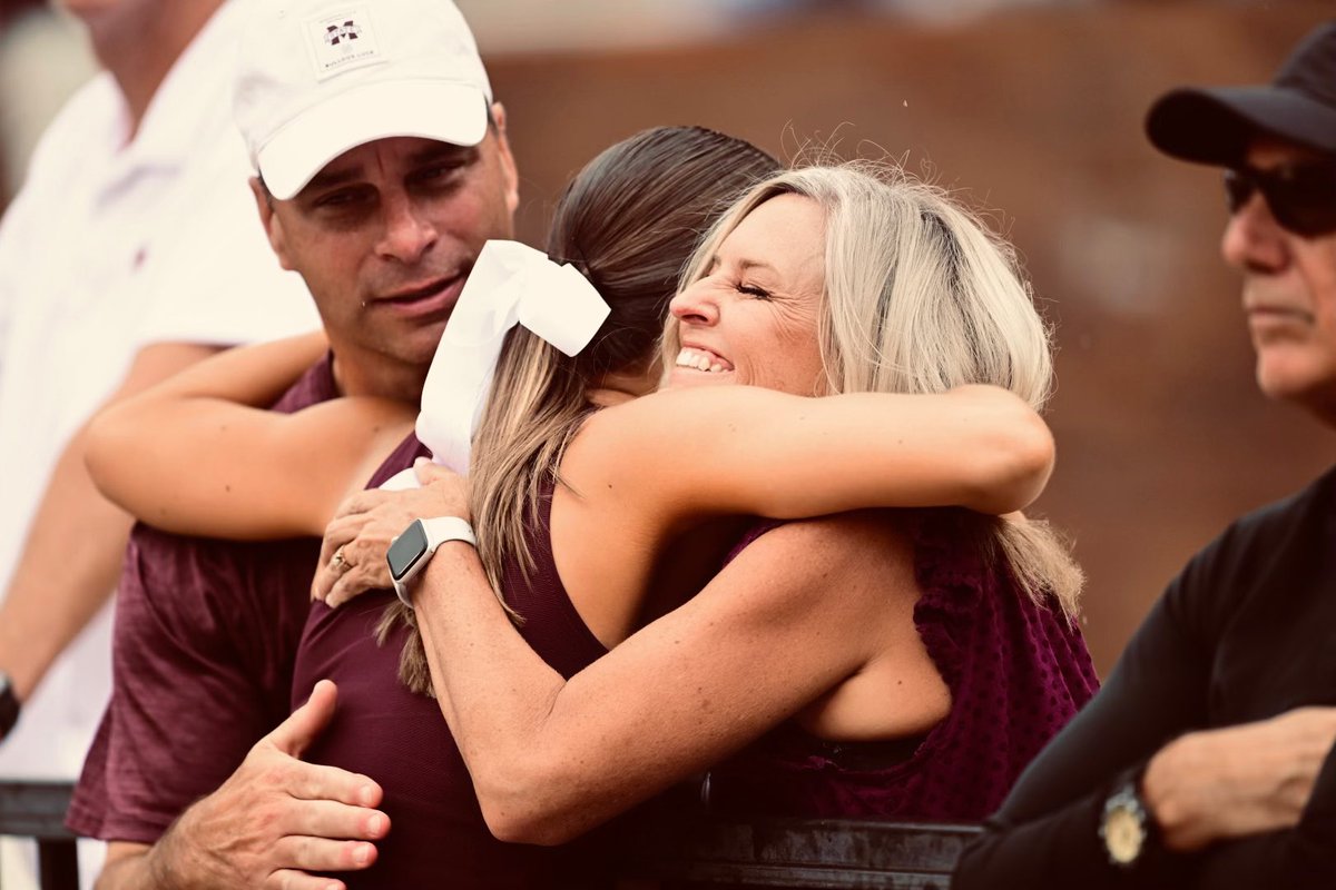 blindreferee's tweet image. Hadn’t seen her since March ❤️ #HAILSTATE