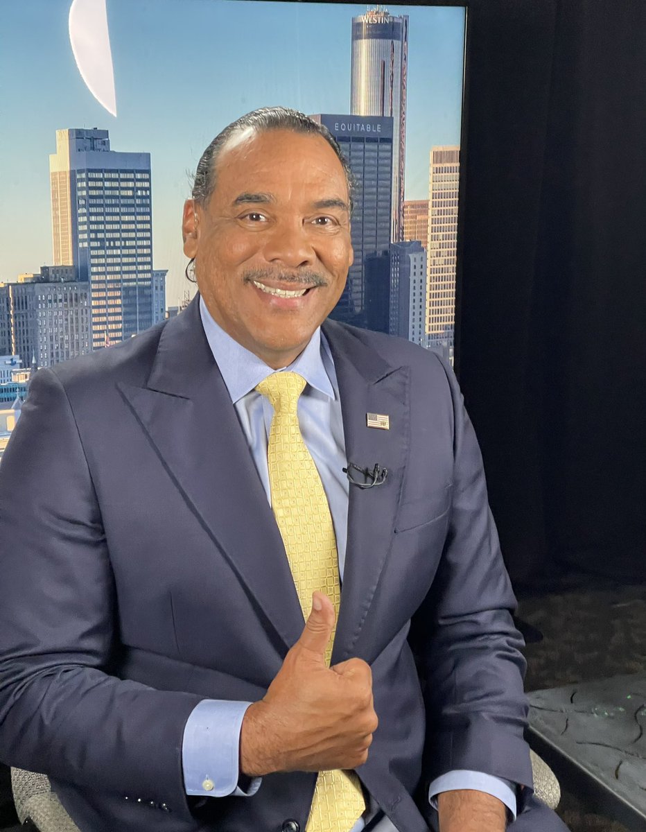 Bruce_LeVell's tweet photo. Join me at 6pm et on https://t.co/wdqSd71d1L with super host @LidiaNews #FakeTrumpIndictments  #FakeTrials     @realDonaldTrump record number fund raising… https://t.co/Phlijsi4Uq