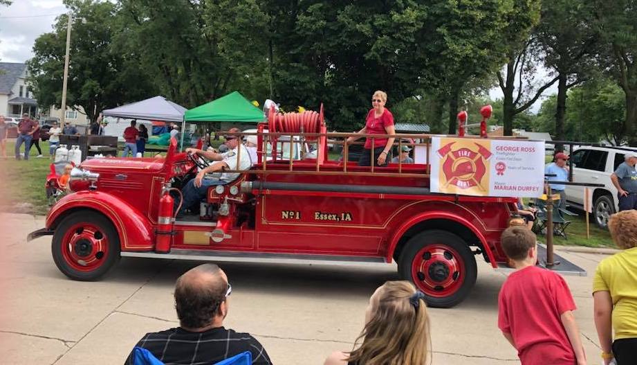 BREAKING: City leaders in Essex, Iowa, can't block the local Pride group from the Labor Day parade just because they don't like LGBTQ people. So we sent them a letter, advising them of the 1st Amendment free speech and expression rights of ALL community members.