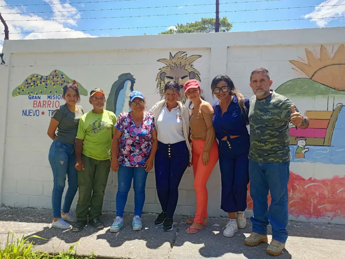 Plan Nacional LAS PAREDES POPULARES HABLAN ❤️Municipio Torbes 
<a href="/NicolasMaduro/">Nicolás Maduro</a> 
<a href="/GRaulparedes/">Gral. Raúl Paredes</a> 
<a href="/FreddyBernal/">Freddy Bernal</a>