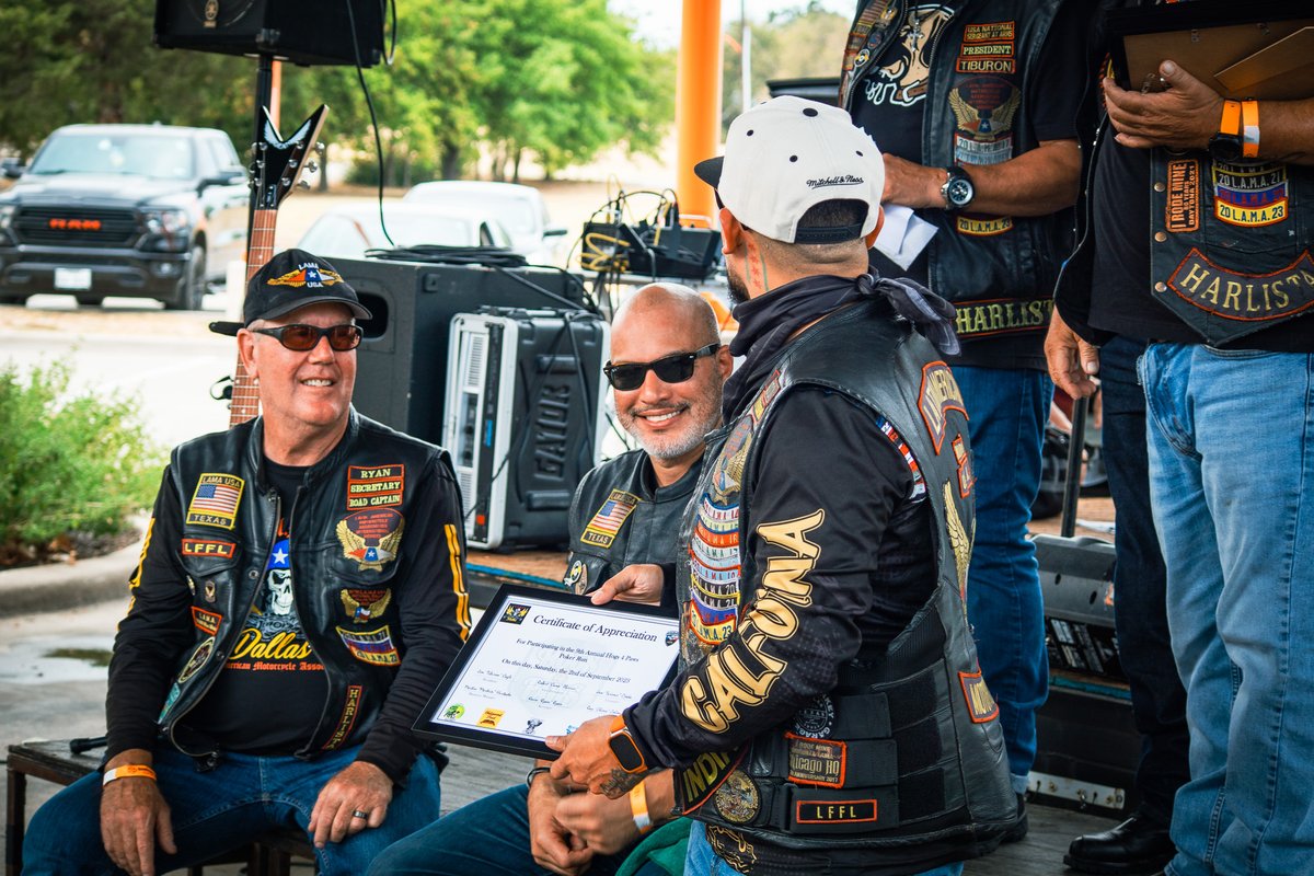 AEHD_KickAss's tweet photo. A BIG Thank You Goes Out To LAMA Dallas For Cooking Up Breakfast, Serving That Free Beer, Putting on a KICK-ASS Poker Run, And Having A Great Time With Us Today!! 😃 🇺🇸 🦅

#Hogs4Paws #RescueRow #LamaDallas #PokerRun #aeharley #harleydavidson https://t.co/1Cu31i4O1M