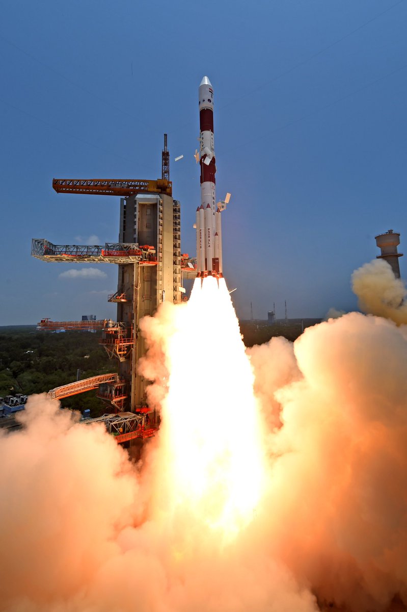 macroxindia's tweet photo. India’s first solar observatory has begun its journey to the destination of Sun-Earth L1 point.
#ISRO #isroaditya1 #Spacesuperpower https://t.co/1ix8OGebSJ