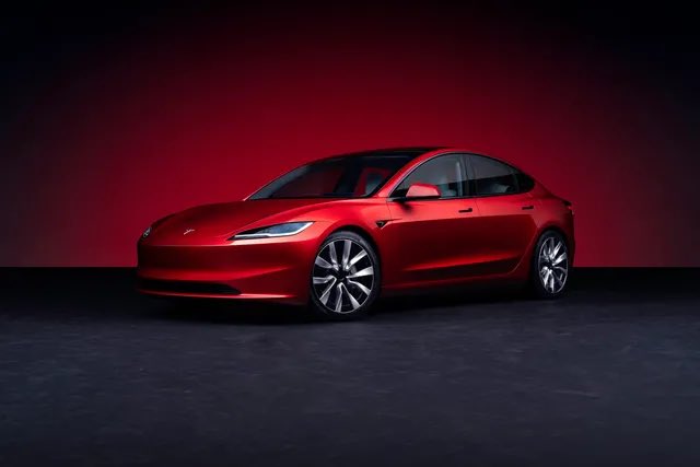 techcen8's tweet image. What do you think about the Tesla Model 3 upgrade?