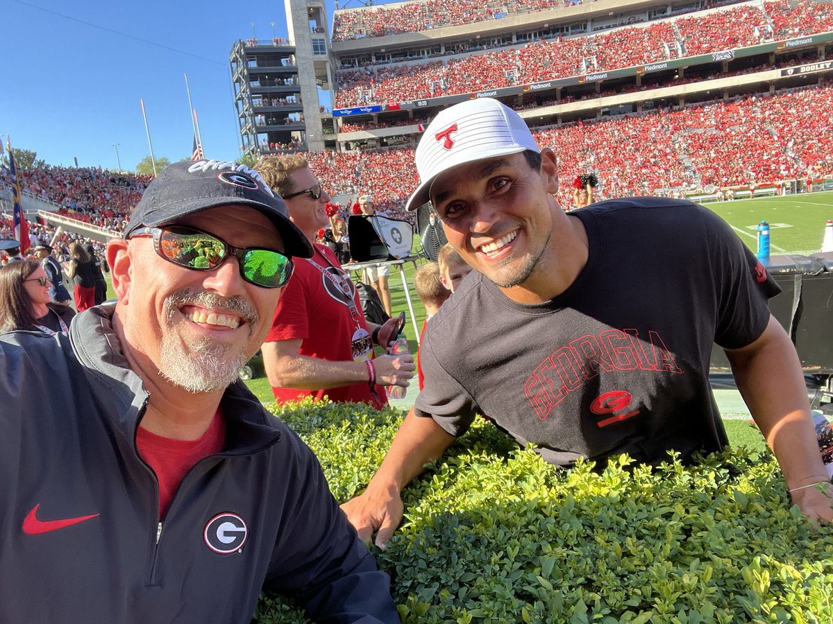 1baptistpastor's tweet photo. For all who want to know how #DavidPollack is spending his first #GameDay not on “assignment”.
He’s hanging out w/ 90,000+ of his friends here at UGA!
#DGD #goDawgs https://t.co/DNCJgqBa0w