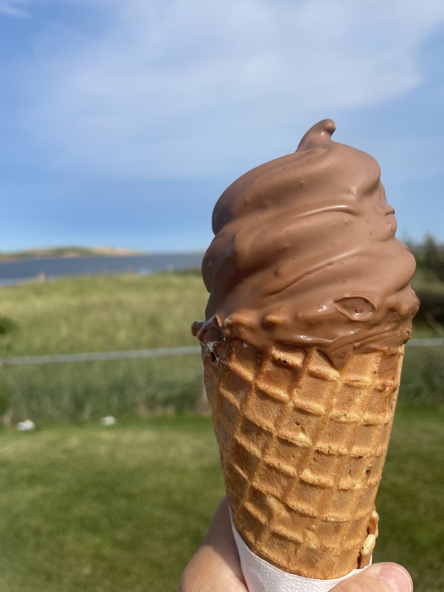A great lunch @fin_folk_food and Harry’s Dairy bar!  #pei #summer2023