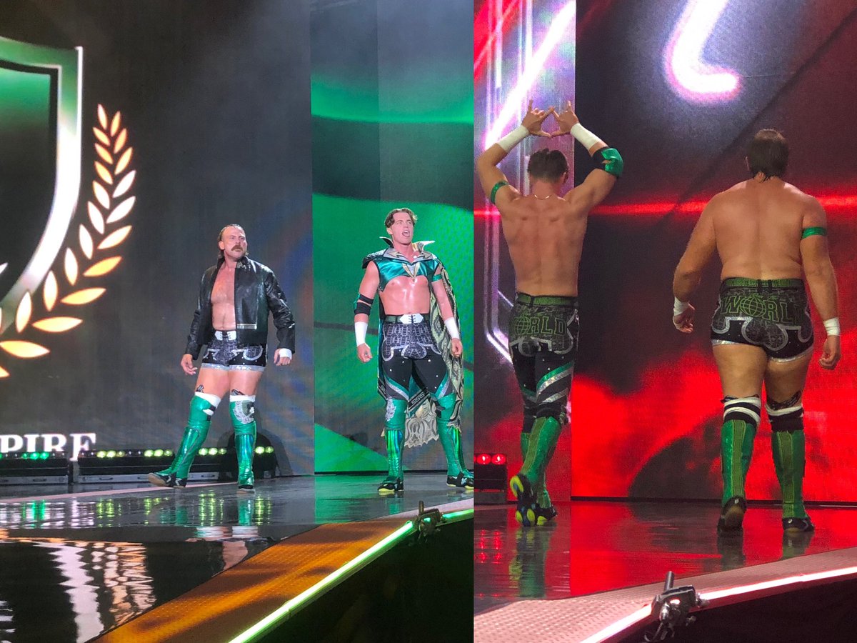 FitHCky's tweet image. Crowns. Up. 👑 

@kylefletcherpro @DUNKZILLADavis 

#AussieOpen #UnitedEmpire #AEW #AEWCollision