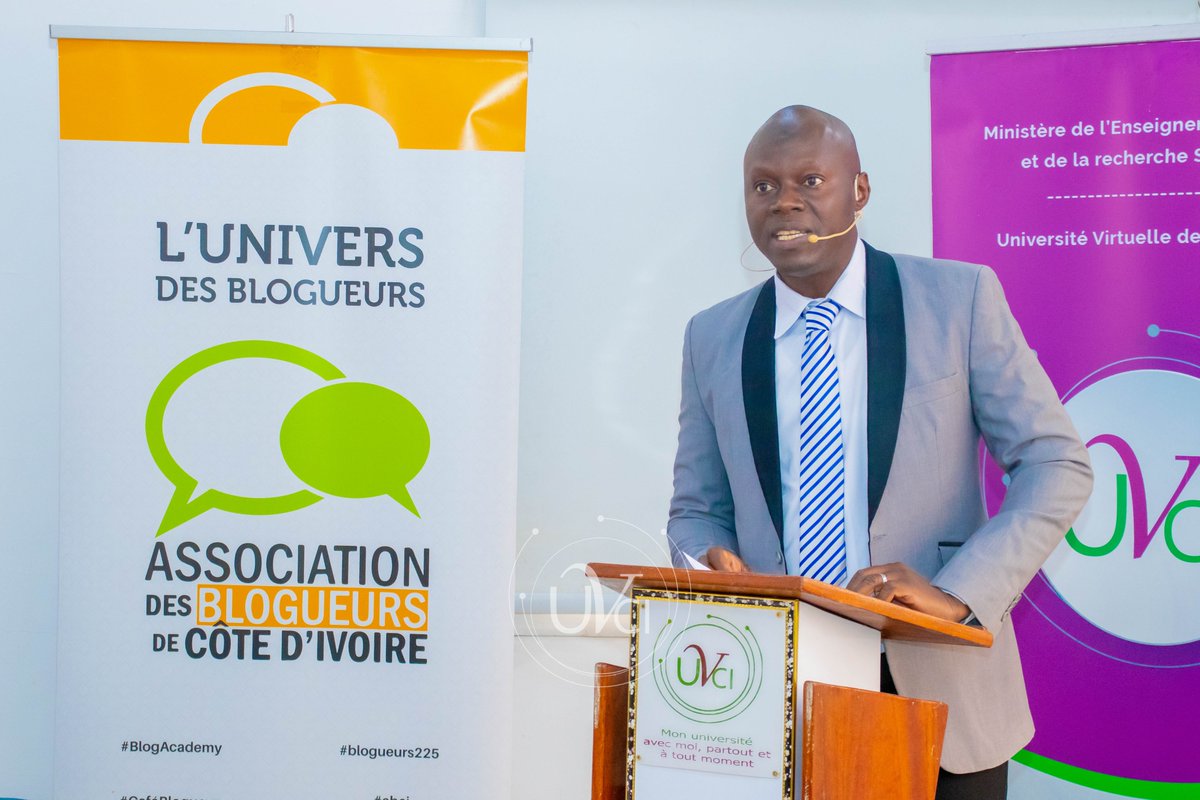MuhamadADEBAYO's tweet photo. CAFÉ BLOGUEUR @uvciv  @blogueurs225. Un GREAT panel  avec des experts pour comprendre l'impact de l'IA sur l'éducation, la formation et de contribuer à façonner l'avenir de l'éducation dans l'ère numérique.
Grand Merci à @tiemoman @edithbrou Dr ACHI  @MIANSEH pour leur expertise. https://t.co/9j7lD0p8f5