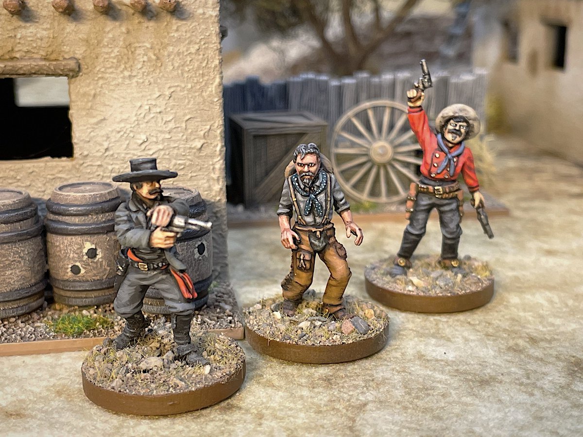 tombstone characters from knuckleduster  #wargaming
#paintingminiatures 
#tabletopgames 

#whatacowboy
#spreadthelard