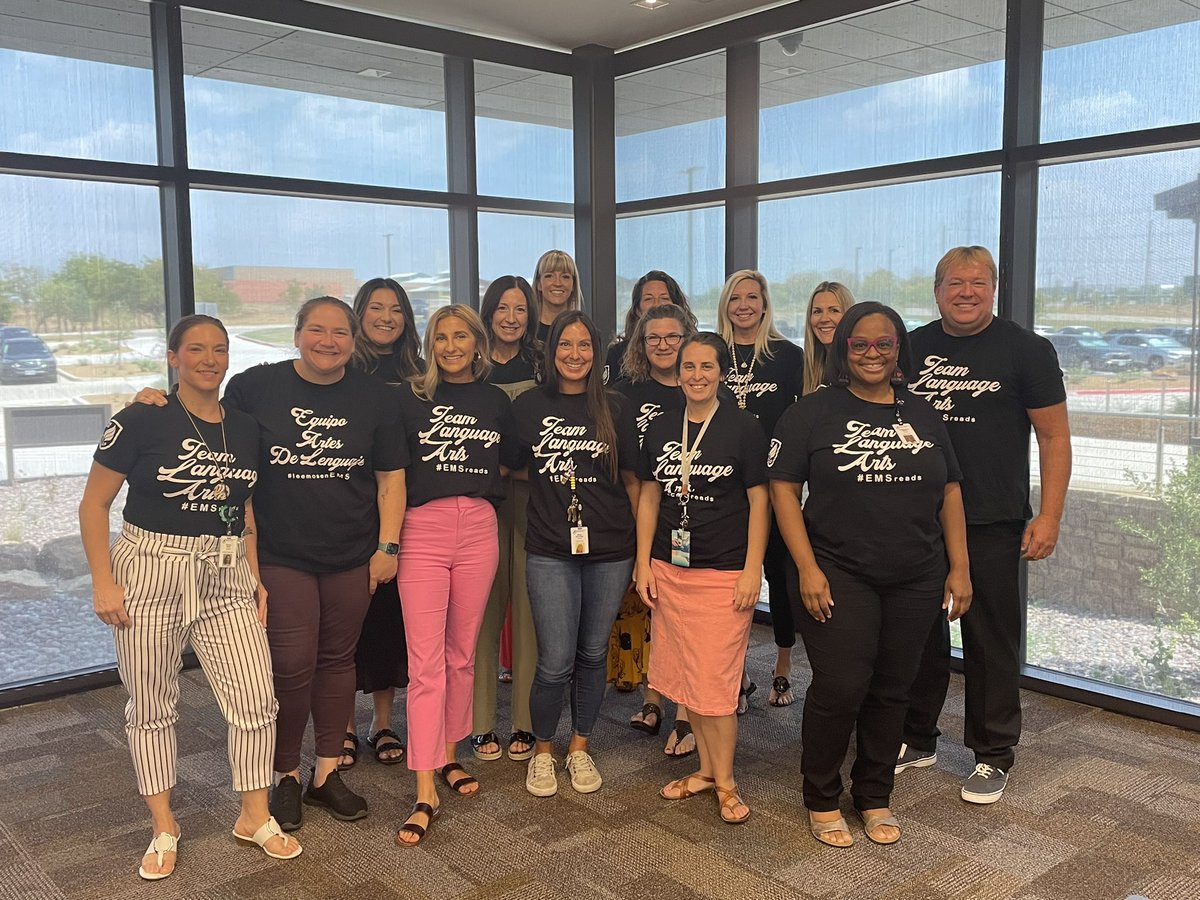 Introducing our <a href="/EMSISD/">EMS ISD</a> 3-5 CLC Facilitator power team💪. #EMSreads #LeemosenEMS