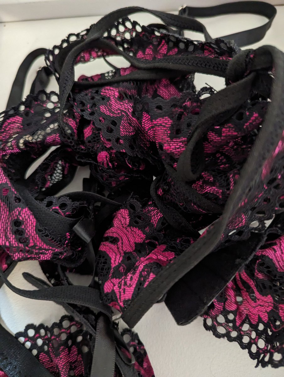 Jessilynxxo's tweet photo. #romancemommy #birthdaygirl perhaps I'll wear this tonight 😉 #mfcgirls https://t.co/2VyCpyihdv