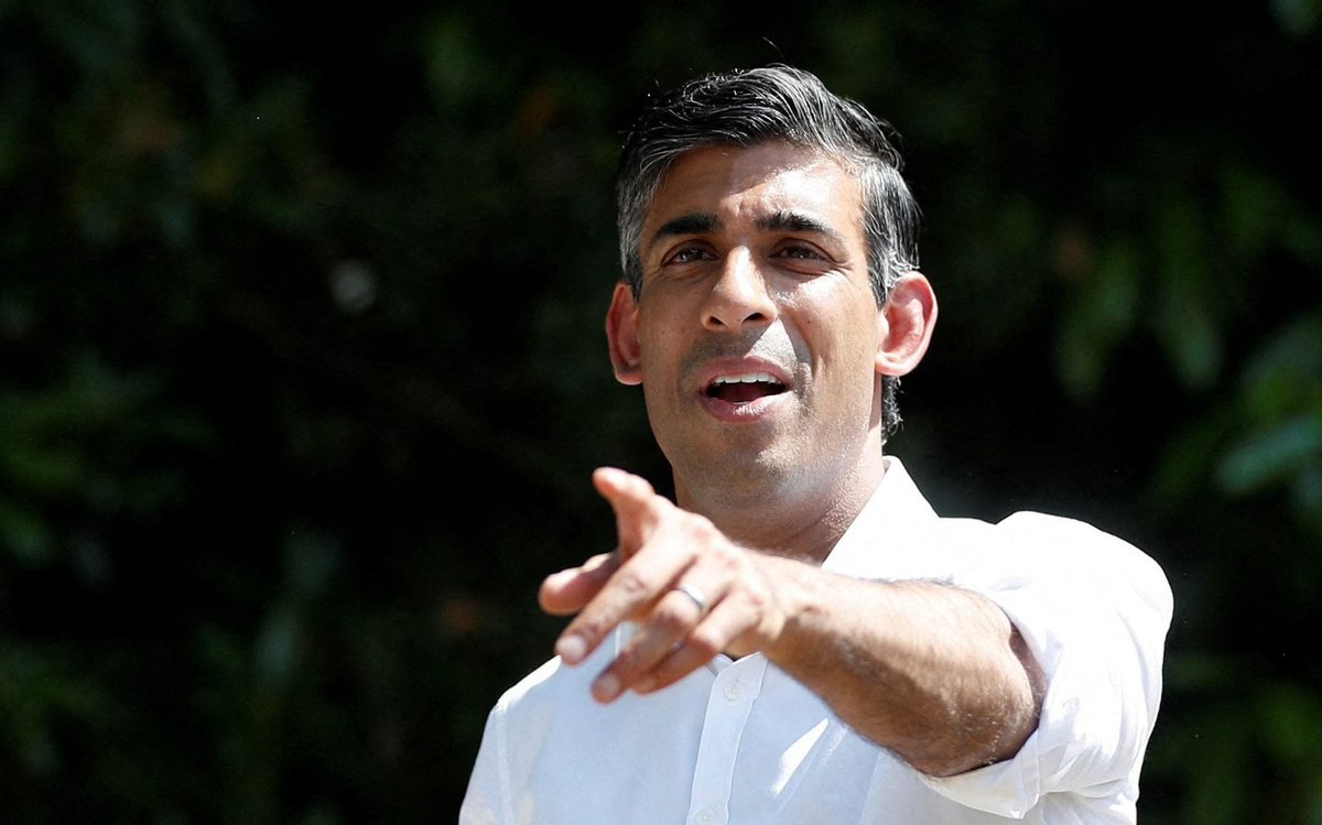 penninehiker's tweet image. 2 classic examples of #Invertibrates
                                   👇