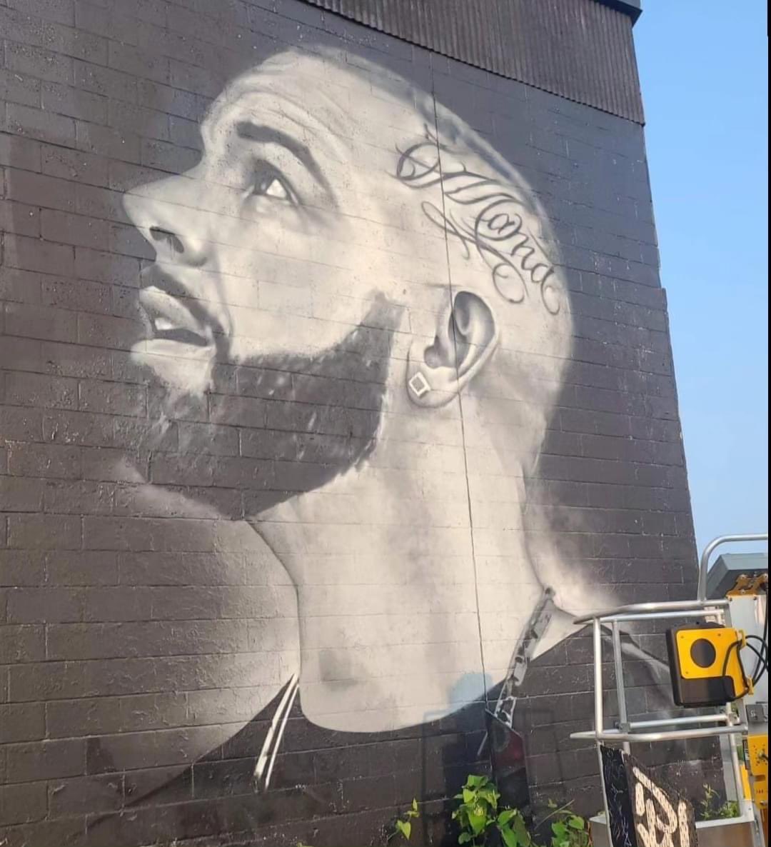 OrganikHipHop's tweet photo. New Pat Stay mural done @ the STAYDAY event today in Dartmouth.  #LLPS 🙏🙏 https://t.co/qrUlt7nKV2