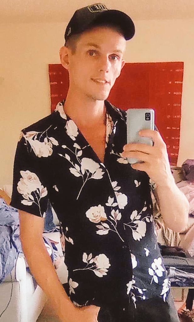 MaddFapper's tweet image. I went to the bar and got spanked on stage 😂 my.bio/yohamlet #photoshoot #model #malemodel #photography #athletic #muscular #strong #fitnessmodel #fitness #abs #abdominals #sixpack #muscle #tattoos #ofmodel #contentcreator #reels #workout #kiss #bdsm #spanking