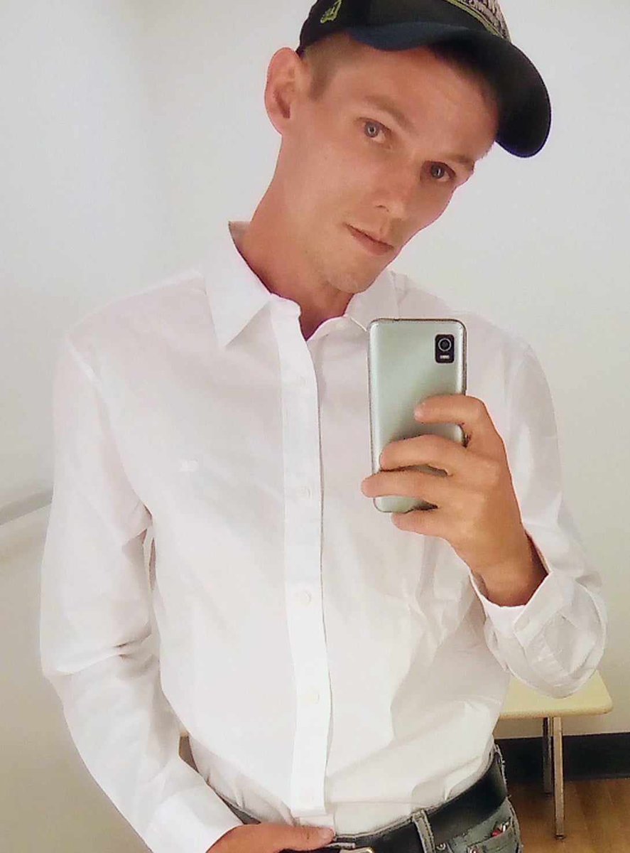 MaddFapper's tweet image. I went to the bar and got spanked on stage 😂 my.bio/yohamlet #photoshoot #model #malemodel #photography #athletic #muscular #strong #fitnessmodel #fitness #abs #abdominals #sixpack #muscle #tattoos #ofmodel #contentcreator #reels #workout #kiss #bdsm #spanking