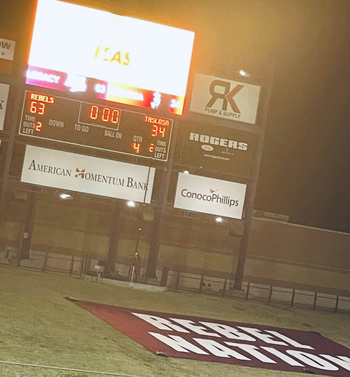 LHS_Dolls's tweet photo. 🏈🌟 What a fantastic Friday night under those dazzling stadium lights! The LHS Dolls and our incredible Rebels football team both secured impressive wins! 🎉👏 The energy in the air was electrifying. 🙌💙 #FridayNightLights #LHSDolls #RebelsNation https://t.co/pJPWlC0Xr5