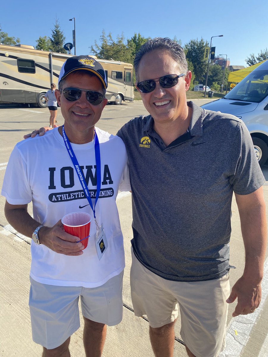 Mark Kaufman tweet media