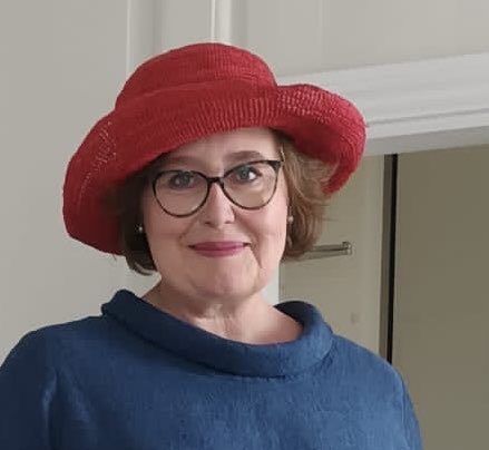 Quietly pleased with my look for the niece’s wedding. Until the teenagers christened me Paddington 😬