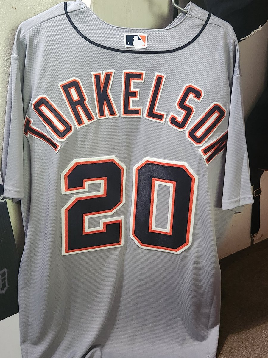 dclynick66's tweet photo. @BallySportsDET #IMWITHSHEP 👍 #Tork #RepDetroit https://t.co/NmYTPT9KDT