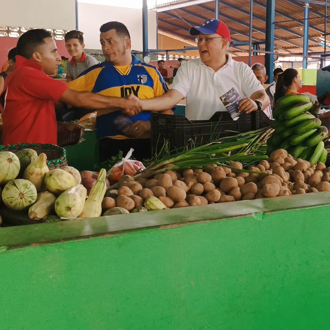 gerardomolinab's tweet image. Hoy nos fuimos al Municipio Sucre #Lagunillas a seguir construyendo la #VenezuelaDelEncuentro.
@hcapriles
#UnidadYVoto
@pjactivismo