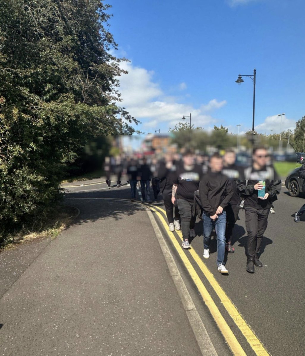 UlsterUltras's tweet photo. Blue Unity Linfield Away to Coleraine Today🇬🇧 https://t.co/B34DhjYJkR