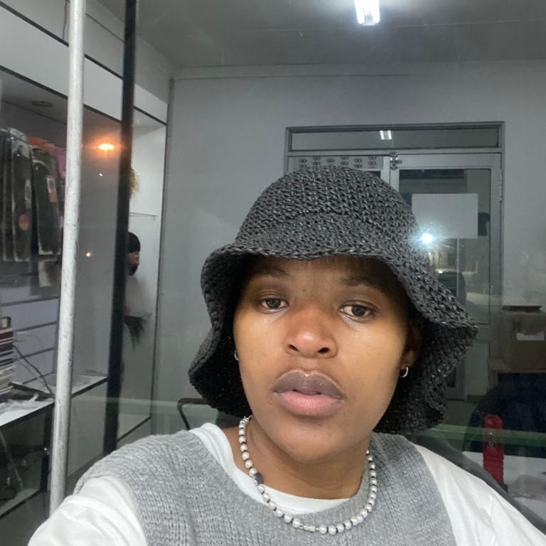 mafusi ntsoele tweet media